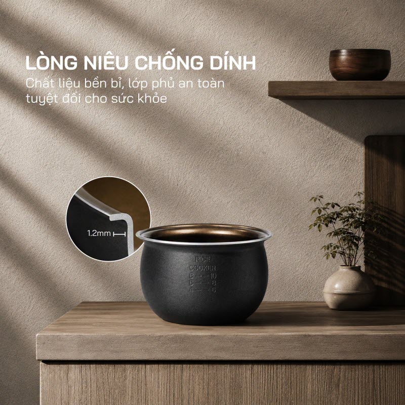 Nồi cơm điện lòng niêu Sato 18F071.N 1.8L lòng niêu